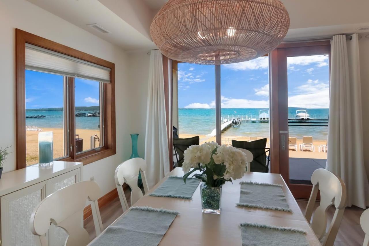 Sugar Beach Villa 1012 Luxury Waterfront Condo Травърс Сити Екстериор снимка